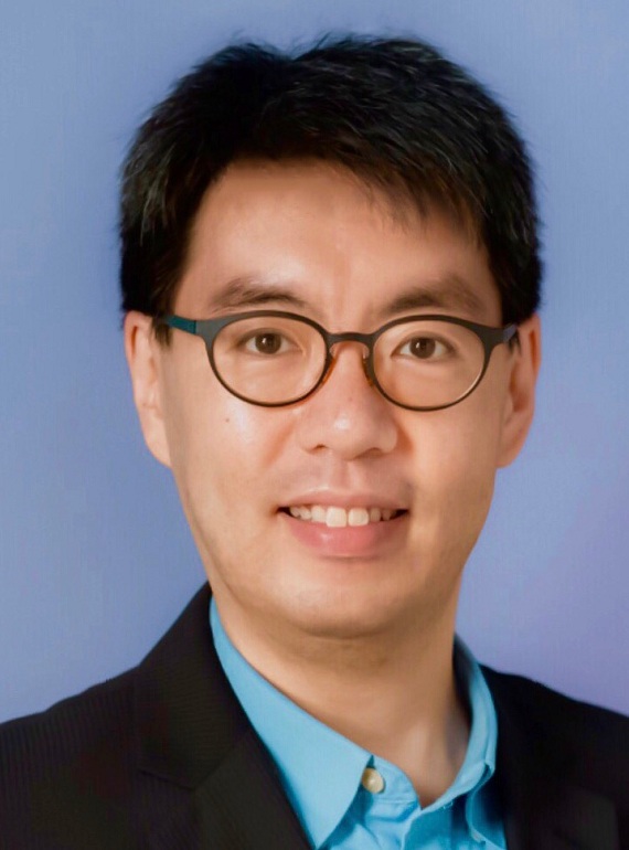 Robert Hsu, Senior Digital Governance Manager, Digital Experience and Accessibility, HSBC