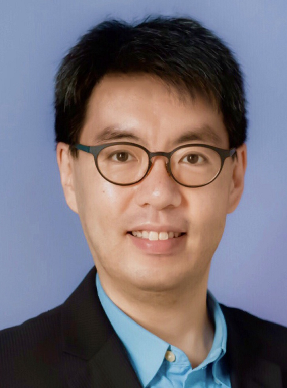 Robert Hsu, Senior Digital Governance Manager, Digital Experience and Accessibility, HSBC